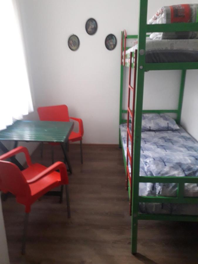Hostel Cosmo Belgrad Exterior foto