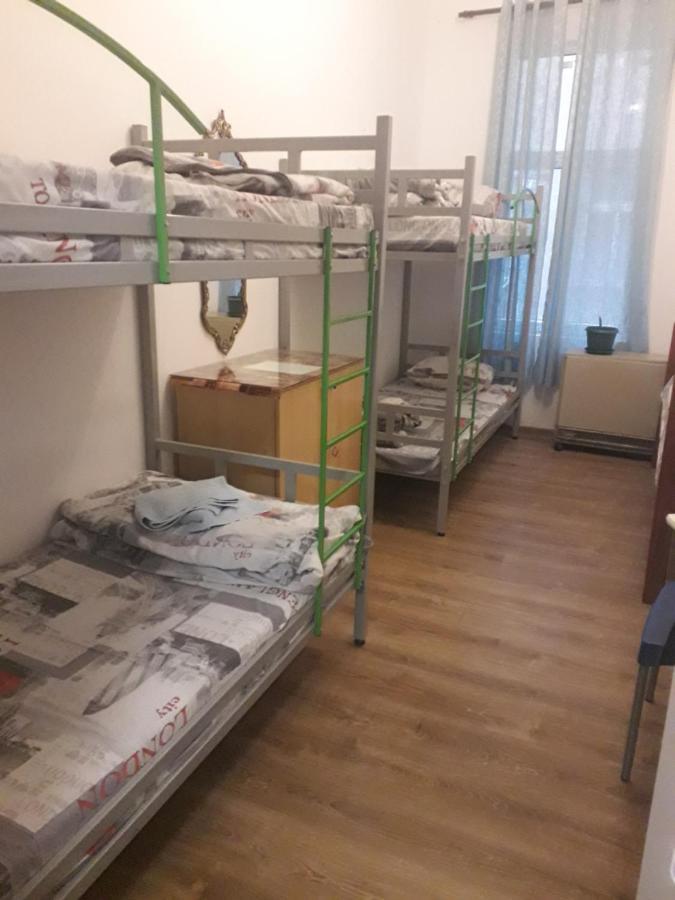 Hostel Cosmo Belgrad Exterior foto