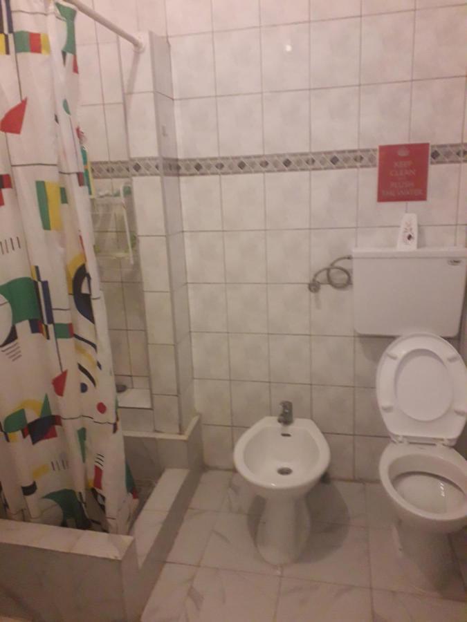 Hostel Cosmo Belgrad Exterior foto