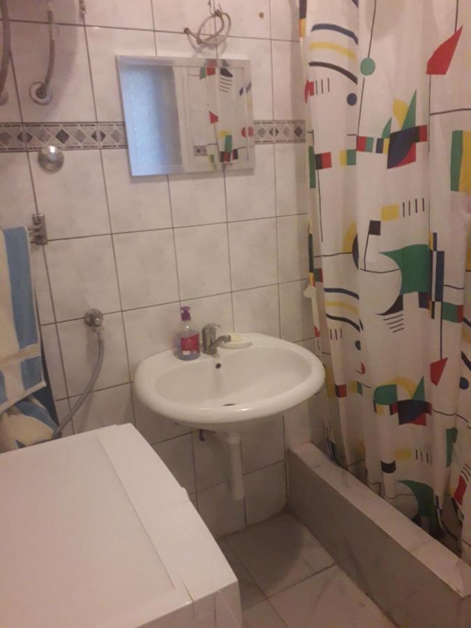 Hostel Cosmo Belgrad Exterior foto